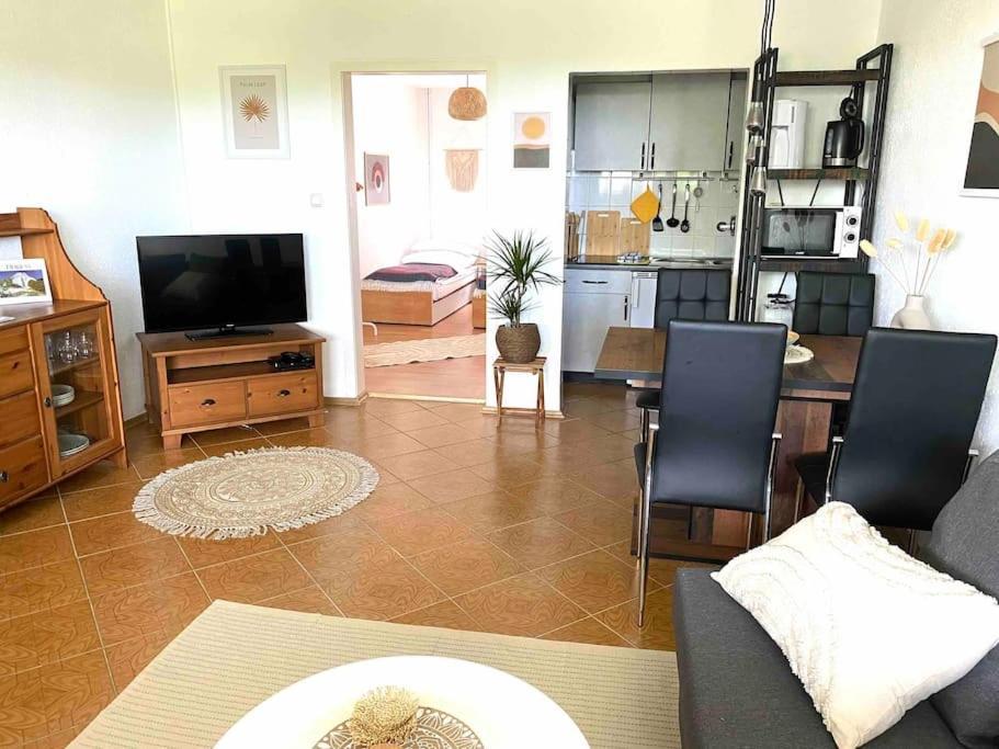 Ferienwohnung Nr. 1 Terrasse Bodden Kanu Bootssteg Zudar Buitenkant foto